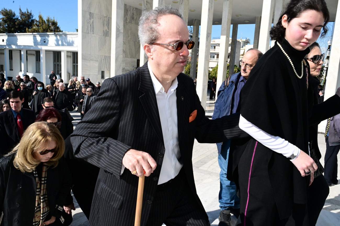 Δημήτρης Κολλάτος: Θρήνος στην κηδεία του