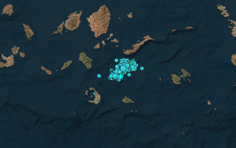 Σεισμοί στη Σαντορίνη: 4,2 Ρίχτερ δύο φορές μέσα σε 1 λεπτό