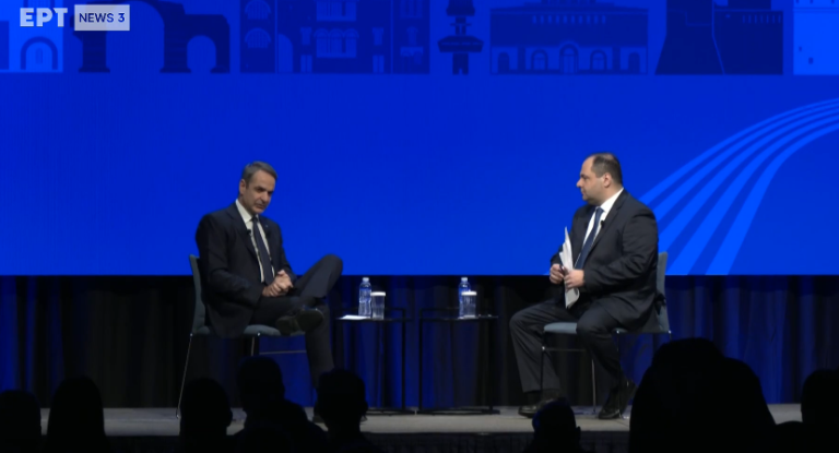 Live η συζήτηση του Πρωθυπουργού με δημοσιογράφο στο Thessaloniki Summit 2025