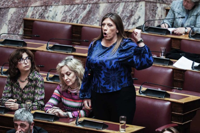 Βίντεο του ΚΚΕ με «έργα και ημέρες» της Ζωής Κωνσταντοπούλου: Από το «σκίσιμο των Μνημονίων» στη Χρυσή Αυγή