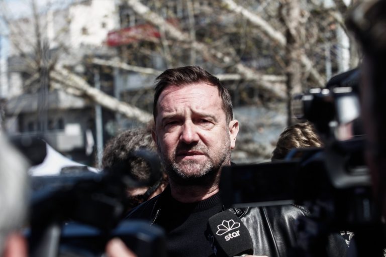 Ο Νίκος Πλακιάς καλεί τον κόσμο σε «ειρηνική διαδήλωση τίποτε άλλο» για τα Τέμπη