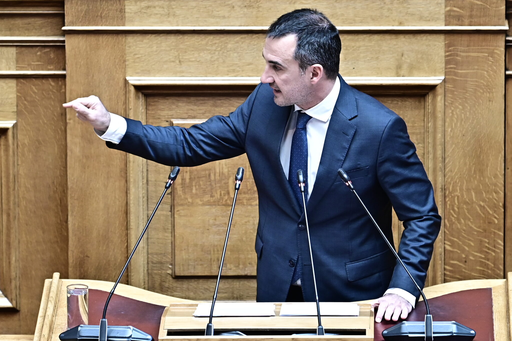 Τέμπη – Σύσταση προανακριτικής για τον Χ. Τριαντόπουλο: Στην τελική ευθεία για την ψηφοφορία στη Βουλή