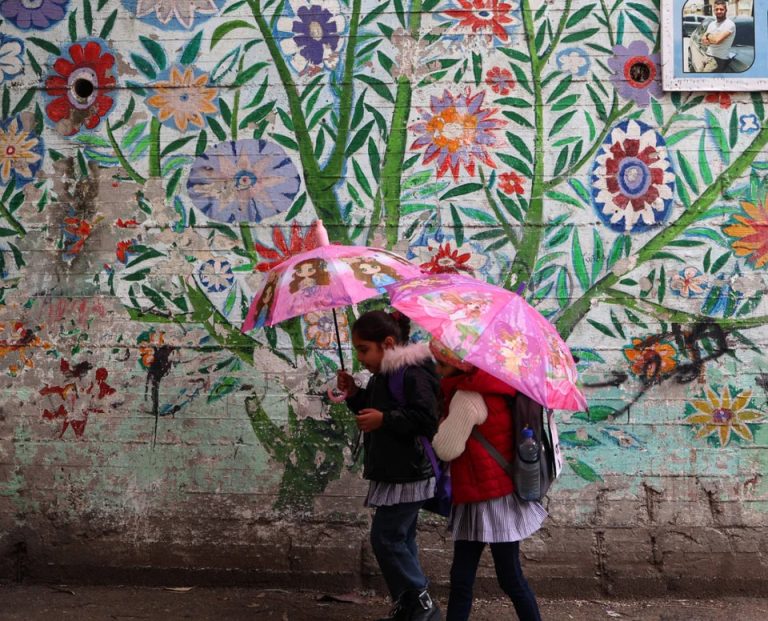 Δυτική Όχθη: Ισραηλινοί έποικοι απήγαγαν δύο παιδιά – Τα έδεσαν σε δέντρο