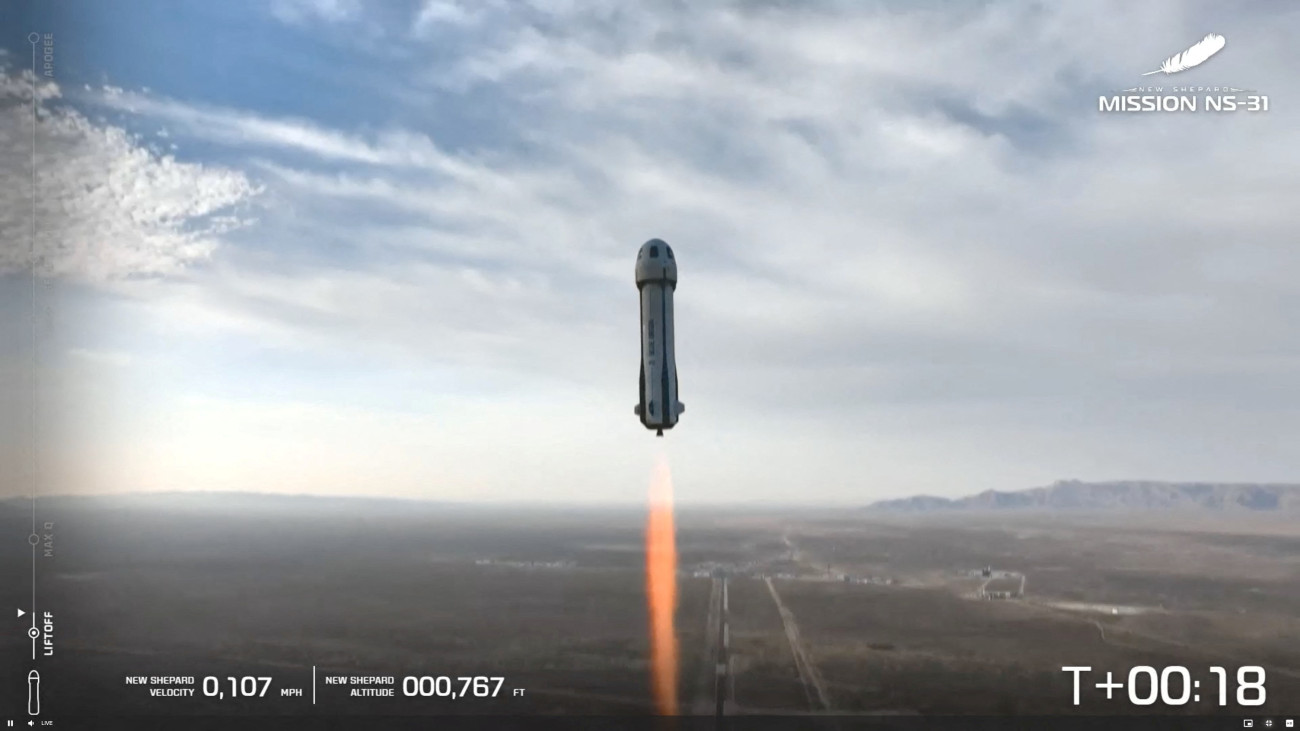 Ο πύραυλος New Shepard αναπτύχθηκε ειδικά για υποτροχιακές πτήσεις αναψυχής (Blue Origin)