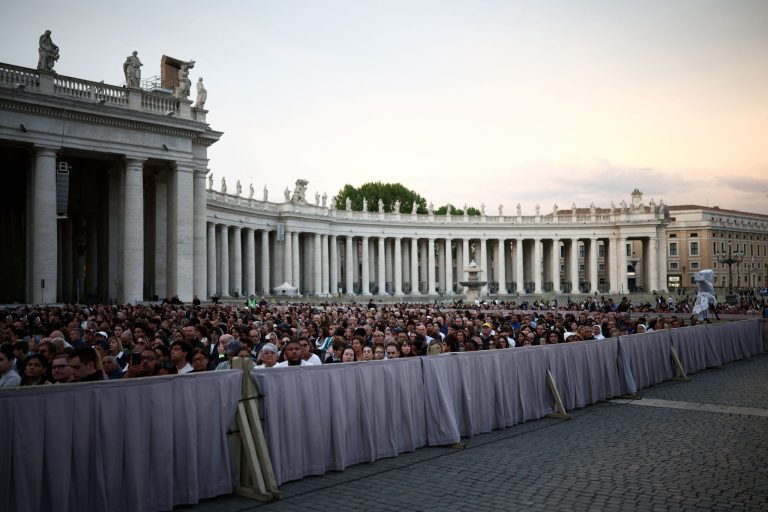Πάπας Φραγκίσκος: Εγκεφαλικό η αιτία θανάτου του ποντίφικα – Ανακοίνωση από το Βατικανό