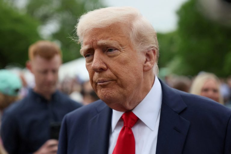 Αμερικανίδα δικαστής «αδειάζει» τον Τραμπ δίνοντας εντολή να ενημερώνονται οι μετανάστες 21 ημέρες πριν την απέλαση