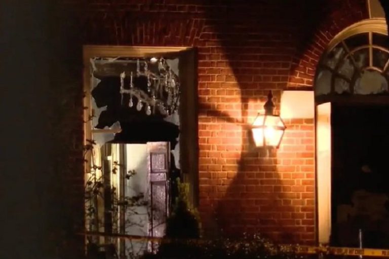 Εμπρησμός στην έπαυλη του κυβερνήτη της Πενσυλβάνια – Αμοιβή 10.000 για εντοπισμό των δραστών