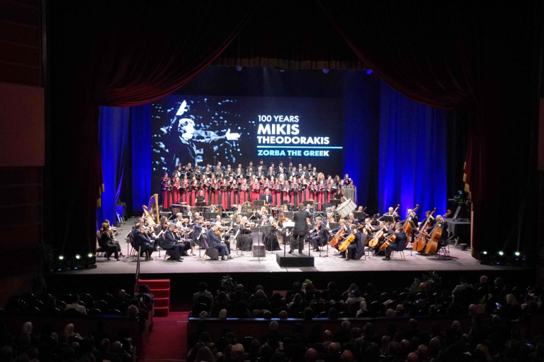 Σε κλίμα μεγάλης συγκίνησης και ενθουσιασμού η λαμπρή συναυλία της Εθνικής Συμφωνικής Ορχήστρας της ΕΡΤ στην Όπερα του Καΐρου