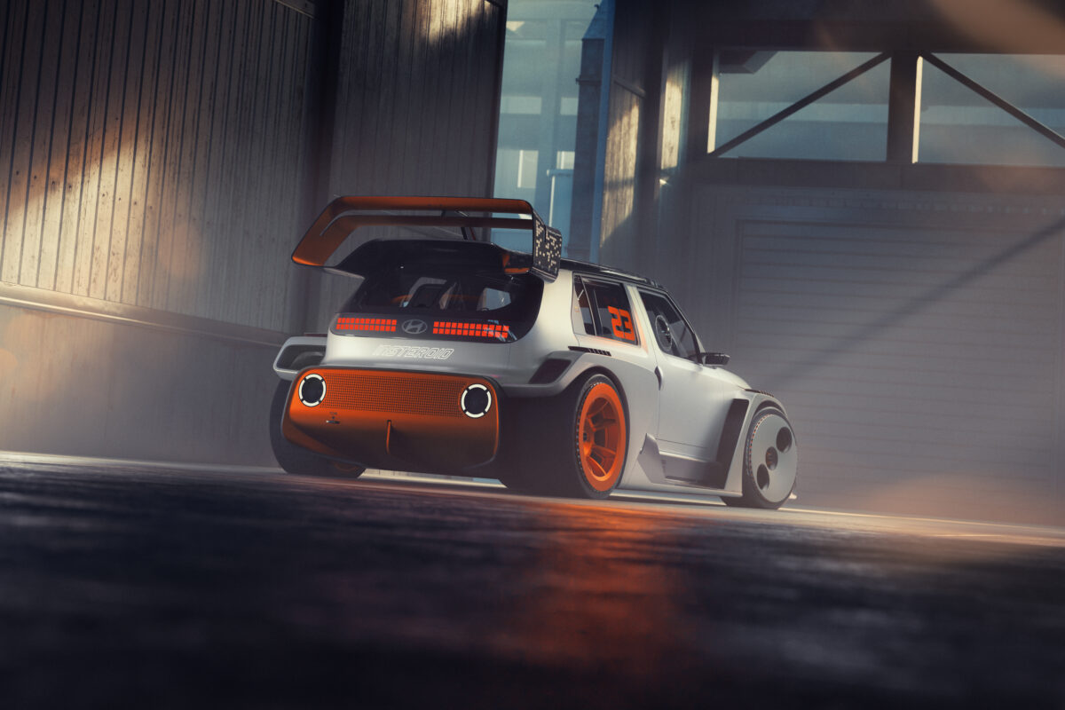 Hyundai  Insteroid