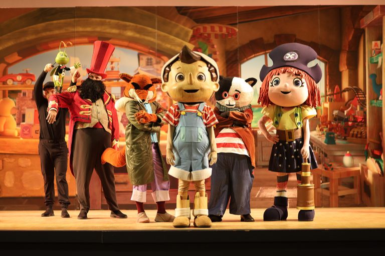 «Ο Πινόκιο και οι Φίλοι του» στο Θέατρο Κολοσσαίον