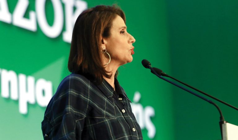 ΠΑΣΟΚ: Αναστολή κομματικής ιδιότητας της Κατερίνας Μπατζελή για έναν χρόνο