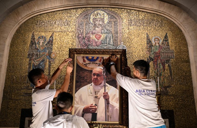 Πάπας Φραγκίσκος: Εγκεφαλικό επεισόδιο και καρδιακή ανεπάρκεια η αιτία θανάτου