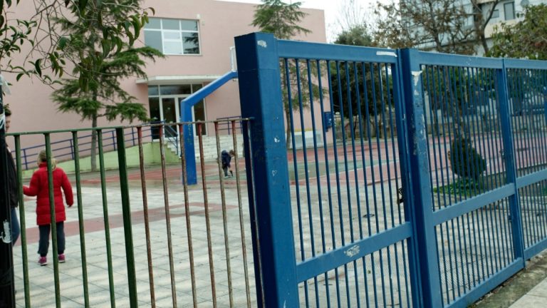 Πάτρα: ΕΔΕ για τον σοβαρό τραυματισμό του 13χρονου μαθητή – «Τον ανάγκασαν με το ζόρι να συμμετέχει στο challenge»