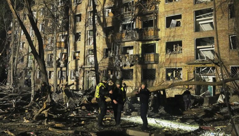 Ουκρανία: Ένας νεκρός και οκτώ τραυματίες σε ρωσική επίθεση στην πόλη Πάβλοχραντ