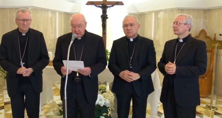 Πάπας Φραγκίσκος: Η στιγμή που το Βατικανό ανακοινώνει τον θάνατό του