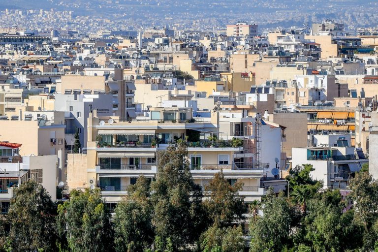 Τι αλλάζει στις δηλώσεις μεταβίβασης ακινήτων – Πλήρης οδηγός