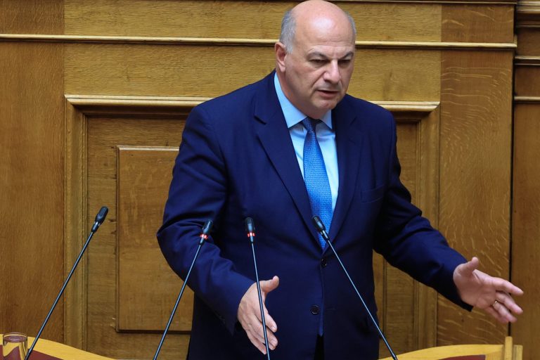 Την παραίτηση του προέδρου του ΟΠΕΚΕΠΕ, Νίκου Σαλάτα ζήτησε ο Κώστας Τσιάρας