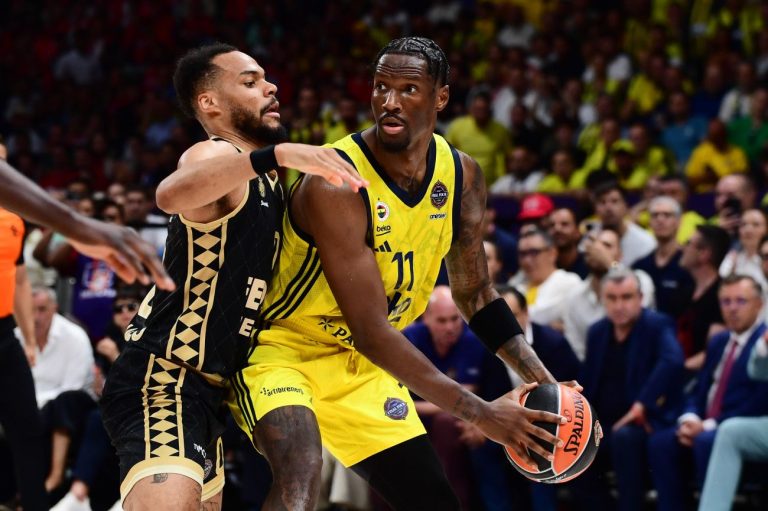Στη Φενερμπαχτσέ το στέμμα της Euroleague – Νίκησε την Μονακό του Σπανούλη