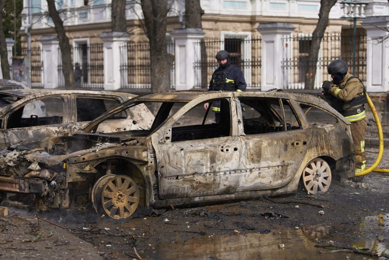 Τα επόμενα βήματα μετά τη συνομιλία Τραμπ – Πούτιν: Τι αναμένεται για την Ουκρανία
