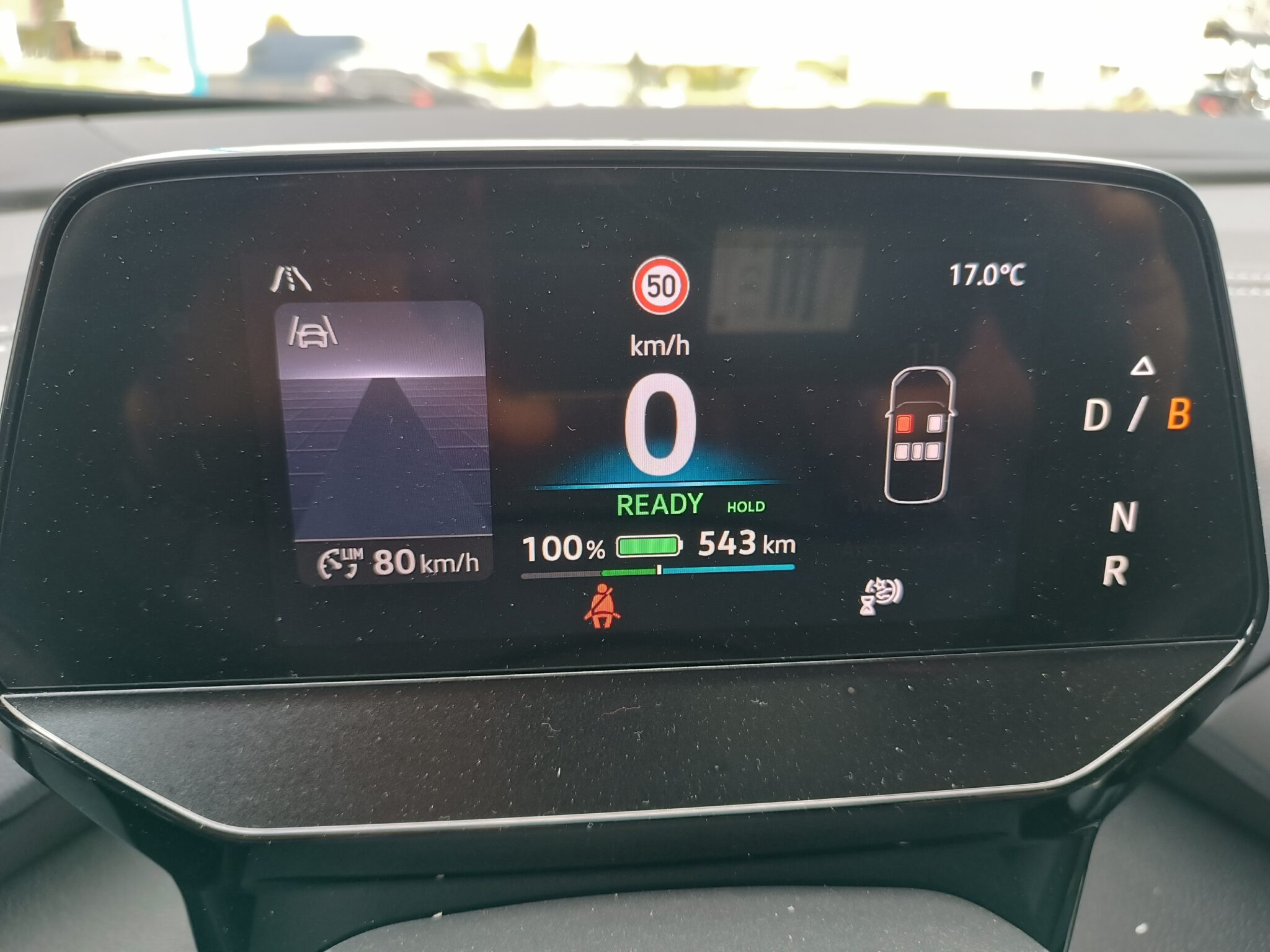 Peugeot e-3008 211hp