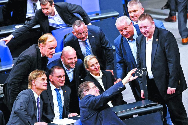 Δεξιό εξτρεμιστικό κόμμα και με τη… βούλα το AfD