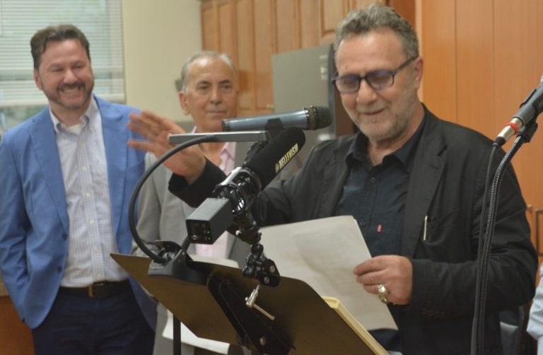 Πολιτιστικό αφιέρωμα στον Ρίτσο και στον Θεοδωράκη στην Αστόρια