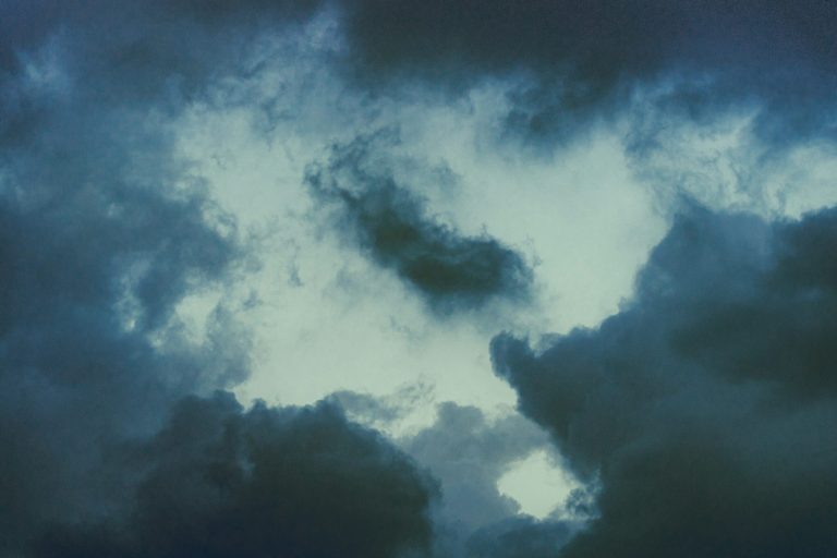 Καιρός: Με τοπικές μπόρες οι επόμενες ημέρες – Πρόγνωση από την Ν. Ζιακοπούλου