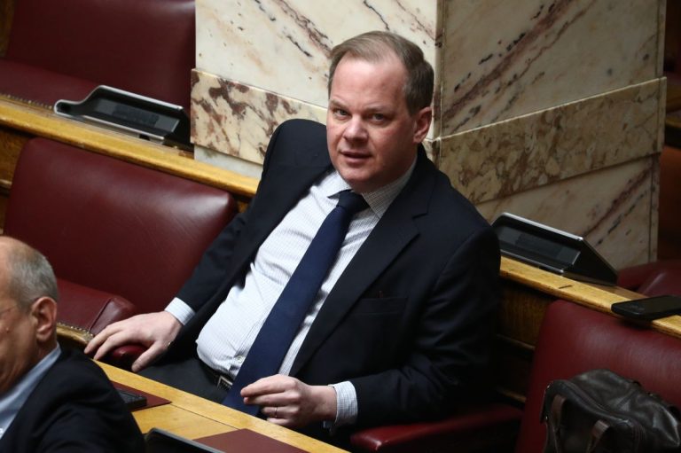 ΝΔ: Έτοιμη η πρόταση για την Προανακριτική – Πότε θα γίνει η κλήση του Κώστα Καραμανλή