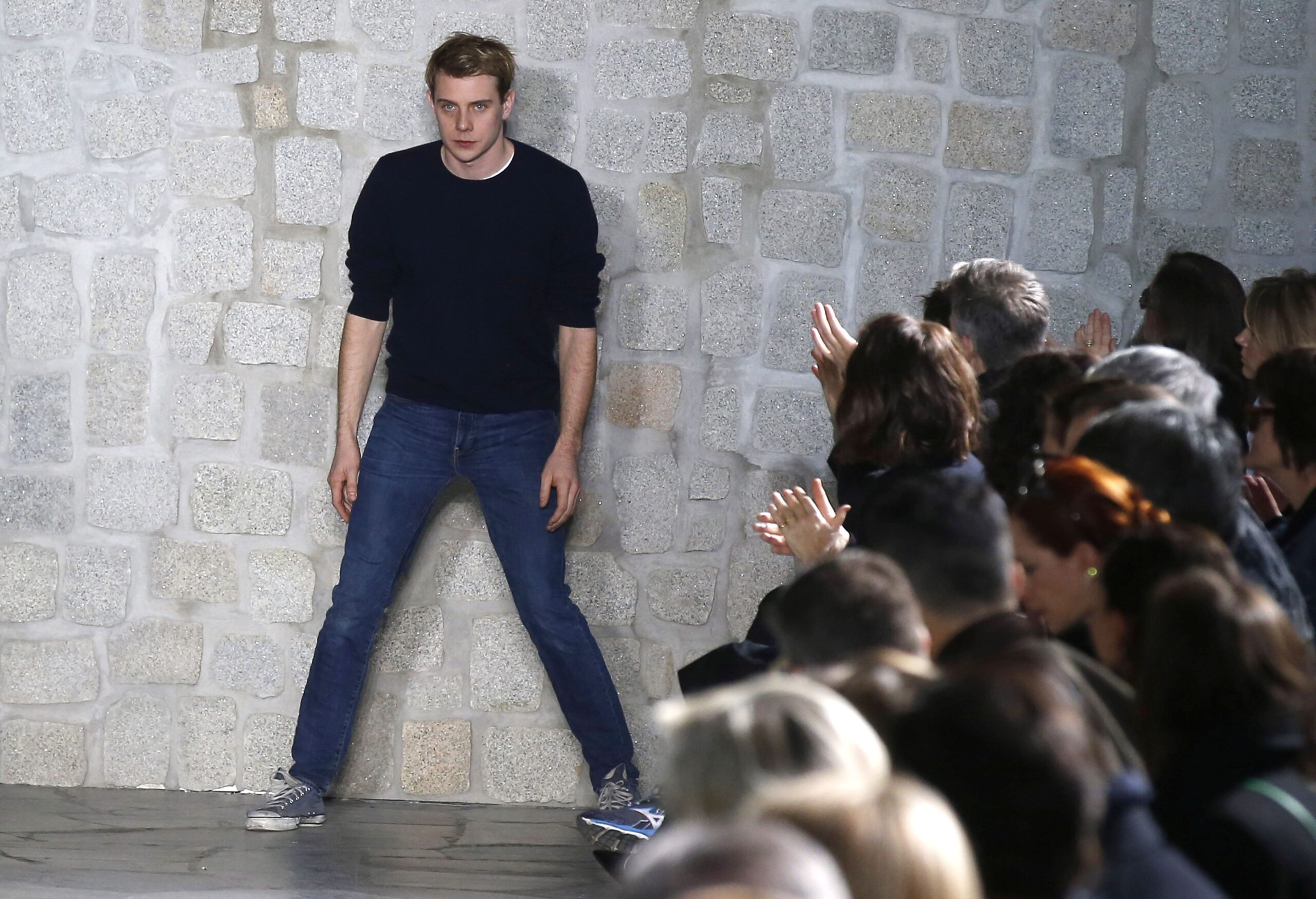 Paris Fashion Loewe Τζόναθαν Άντερσον