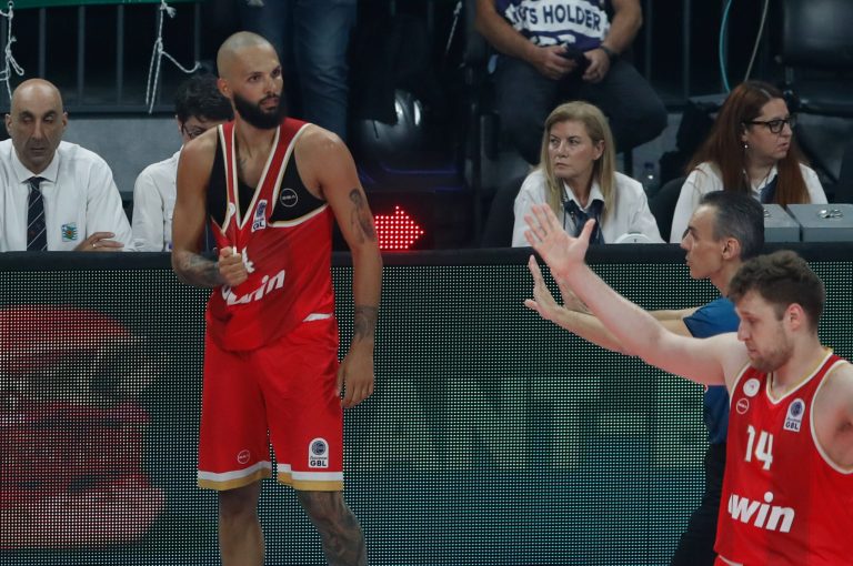 Παναθηναϊκός για Λεπενιώτη: Καλά θα κάνει να πει στον αθλητή της ομάδας του να μην «αυνανίζεται» δημόσια μπροστά σε 20 χιλιάδες φιλάθλους