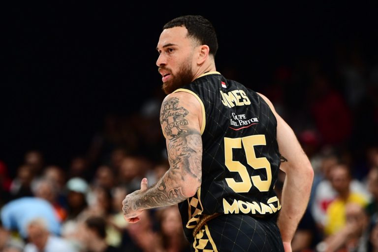 Η Μονακό έθεσε εκτός ομάδας τον Μάικ Τζέιμς για παραβίαση του εσωτερικού κανονισμού