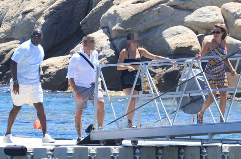 Μάικλ Τζόρνταν: Απολαμβάνει της διακοπές του μαζί με την Ιβέτ Πριέτο στην Μύκονο