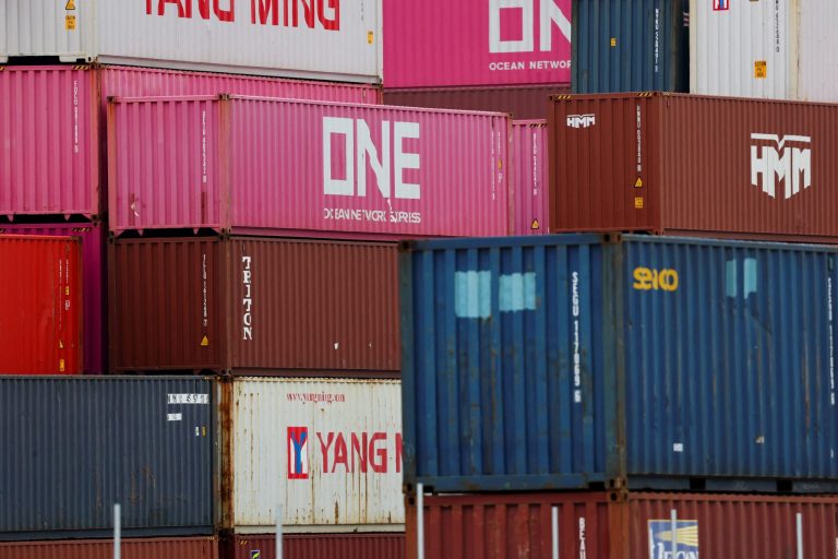 Η ΕΕ και οι ΗΠΑ κατευθύνονται προς συμφωνία για δασμούς 15%, σύμφωνα με διπλωμάτες της ΕΕ