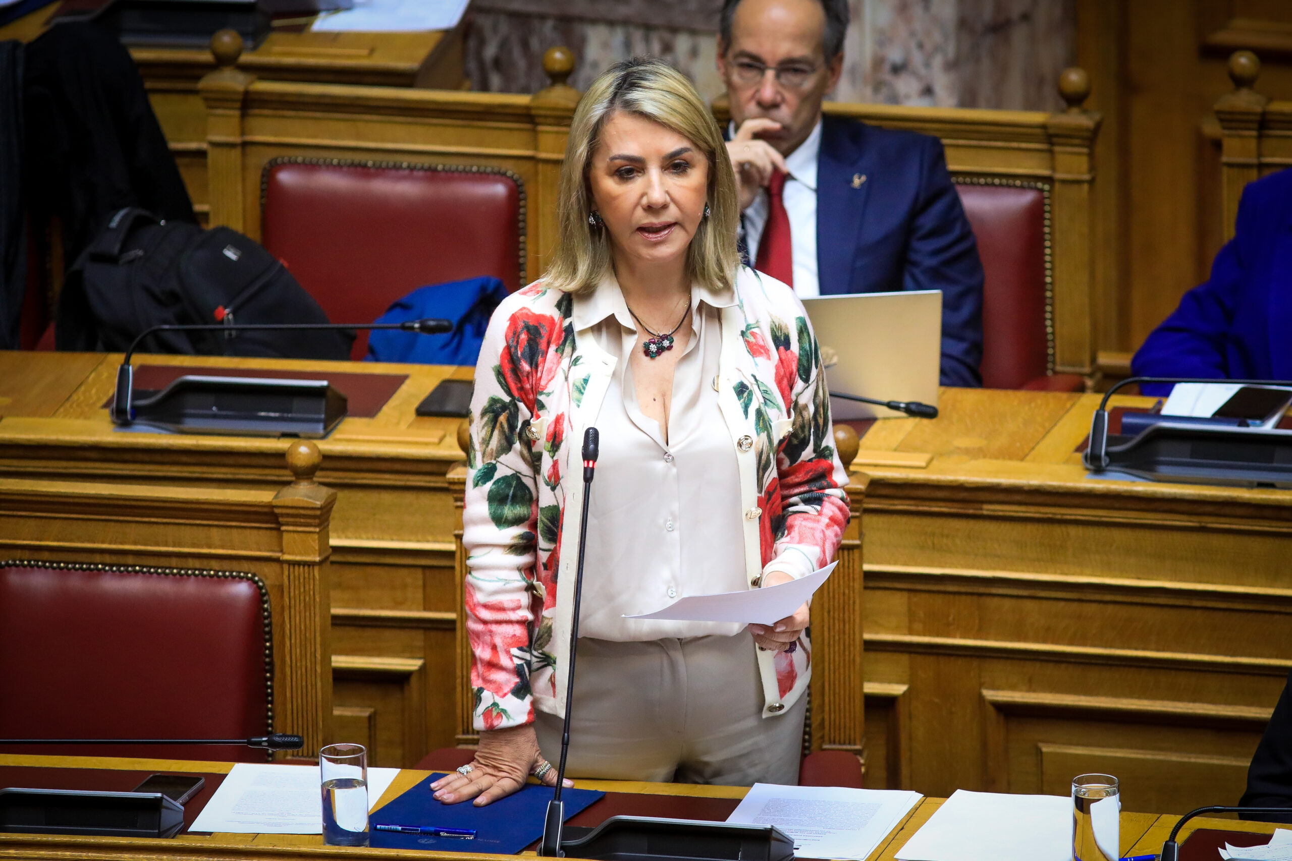ΖΕΤΤΑ ΜΑΚΡΗ ΥΦΥΠΟΥΡΓΟΣ   ΣΥΖΗΤΗΣΗ ΣΤΗΝ ΟΛΟΜΕΛΕΙΑ ΤΗΣ ΒΟΥΛΗΣ ΝΟΜΟΣΧΕΔΙΟΥ ΤΟΥ ΥΠΟΥΡΓΕΙΟΥ ΠΑΙΔΕΙΑΣ, ΘΡΗΣΚΕΥΜΑΤΩΝ ΚΑΙ ΑΘΛΗΤΙΣΜΟΥ  
(ΓΙΩΡΓΟΣ ΚΟΝΤΑΡΙΝΗΣ/EUROKINISSI)