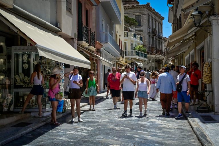 Καιρός: Μικρή άνοδος της θερμοκρασίας – Χωρίς αξιόλογη μεταβολή ως την Παρασκευή