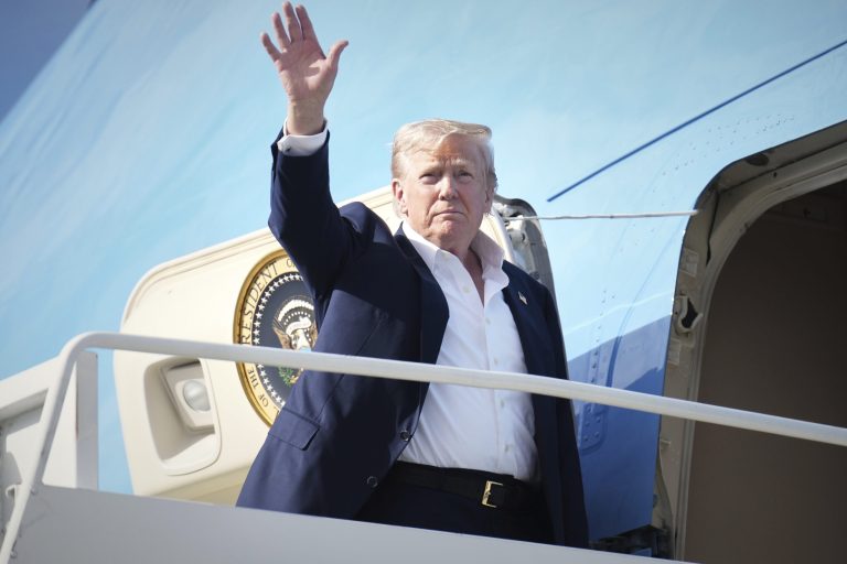 Τραμπ: Η Ρωσία θα αντιμετωπίσει κυρώσεις «σε 10 ημέρες» αν δεν καταλήξει σε συμφωνία για την Ουκρανία – Μπορεί να συναντηθώ με τον Σι μέχρι το τέλος του χρόνου