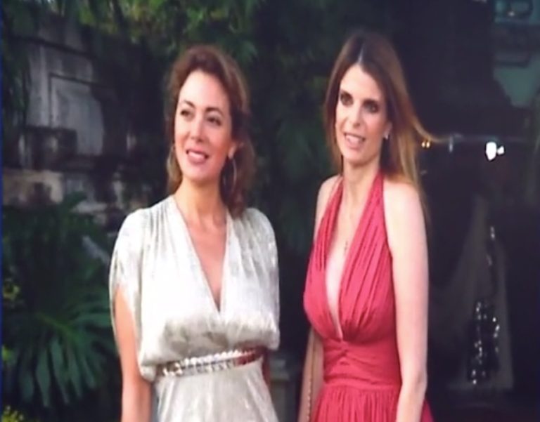 Σπάνια εμφάνιση της Αθηνάς Ωνάση στο Παρίσι