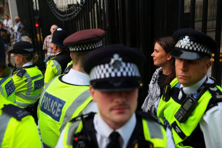 Επίθεση με μαχαίρι στο Λονδίνο: Δύο νεκροί και δύο τραυματίες