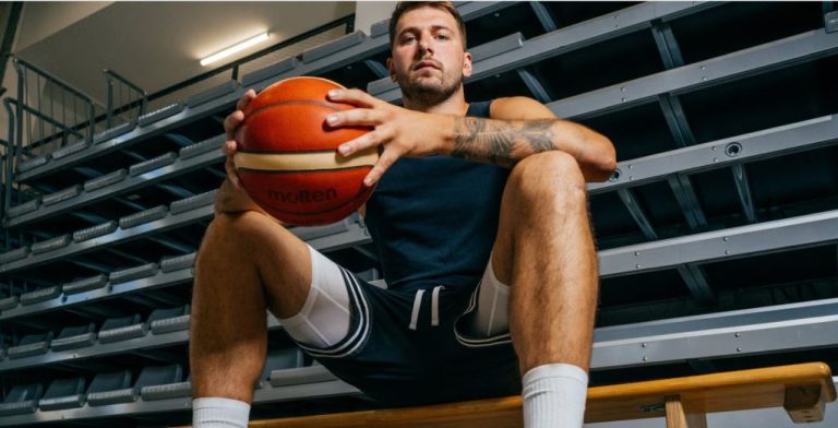 ΝΒΑ: Ο Λούκα Ντόντσιτς έχασε 12 κιλά κι αποκάλυψε τη νέα του… σωματοδομή στο Men’s Health