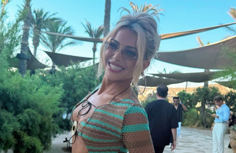 Η εμφάνιση της Ζοζεφιν που «ζάλισε» τη Μύκονο