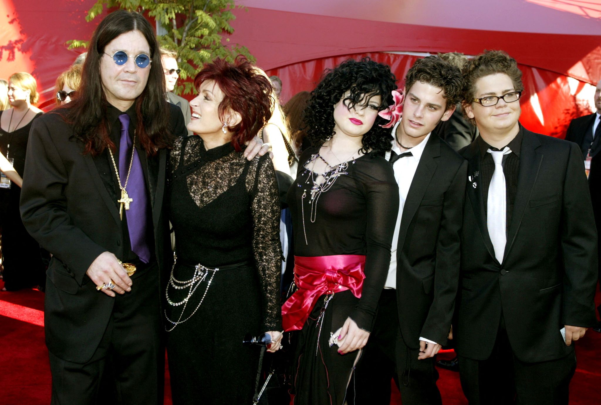 FILE PHOTO: OSBOURNE FAMILY ARRIVES FOR EMMY AWARDS. Σάρον και Όζι Όσμπορν και τα παιδιά τους