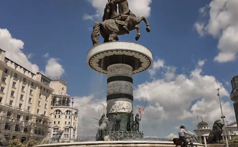 ΜΜΕ στη Βόρεια Μακεδονία: Η ελευθεροτυπία αντιμέτωπη με την πίεση των οικονομικών προβλημάτων