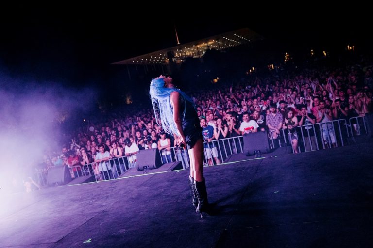 Το οπτικοακουστικό υπερθέαμα της Τάμτα στο Ίδρυμα Σταύρος Νιάρχος ήταν κάτι παραπάνω από live pop εμπειρία