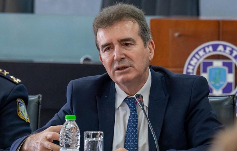 Χρυσοχοΐδης για συλλήψεις αστυνομικών για διακίνηση ναρκωτικών: Μεγάλη, διπλή επιτυχία – Συνεχίζουμε