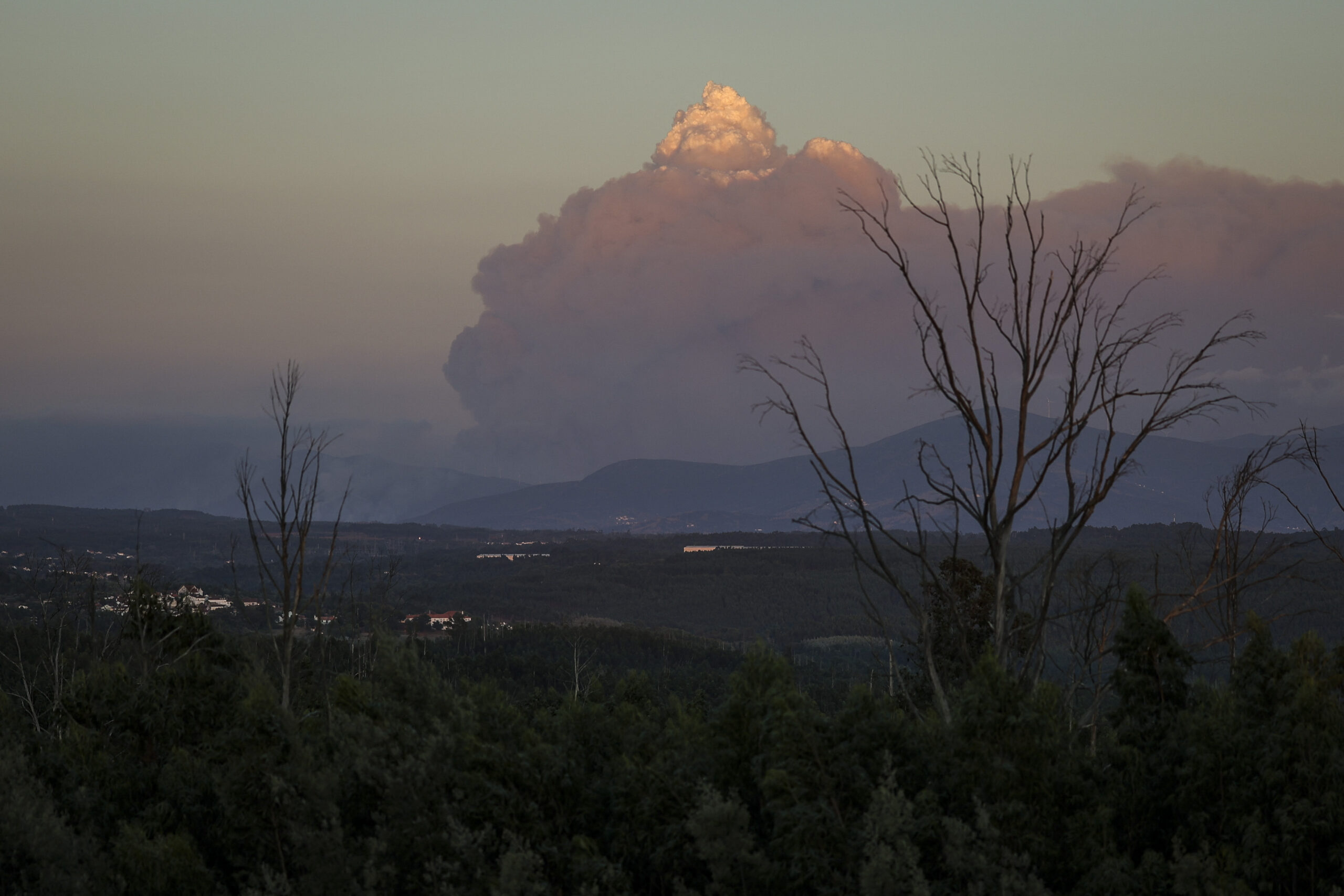 PORTUGAL-WEATHER-CLIMATE-WILDFIRE