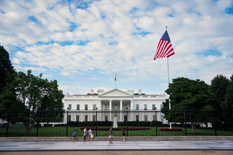 Eυρεία σύσκεψη στον Λευκό Οίκο για το μέλλον της Γάζας υπό τον πρόεδρο των ΗΠΑ