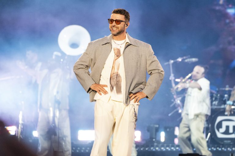 Διάσημοι και νόσος του Λάιμ: Η αποκάλυψη του Τζάστιν Τίμπερλεϊκ και άλλοι ασθενείς σταρ