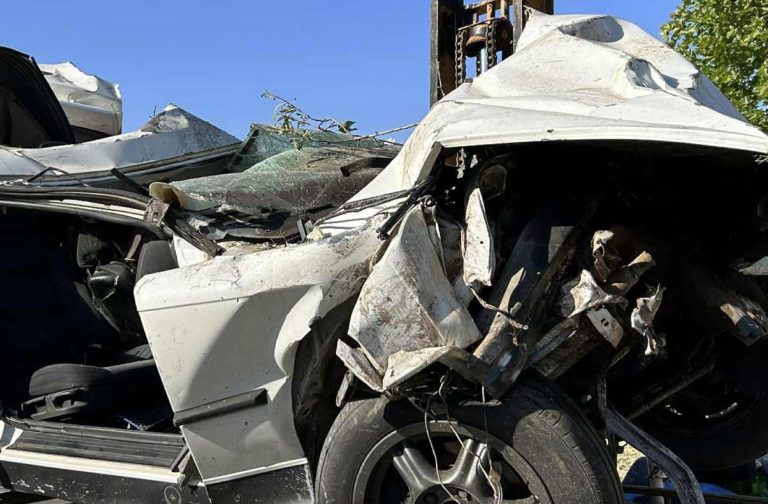 Θρήνος στην Καστοριά: Σήμερα οι κηδείες των 16χρονων – Έρευνες για το τροχαίο