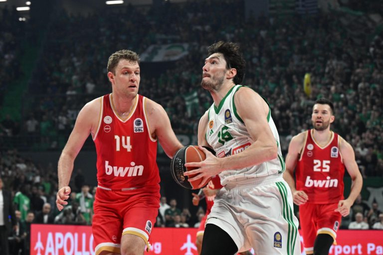 «Βόμβα» από τον Μπιλ Σίμονς: Στο στόχαστρο του NBA ο Ολυμπιακός και ο Παναθηναϊκός