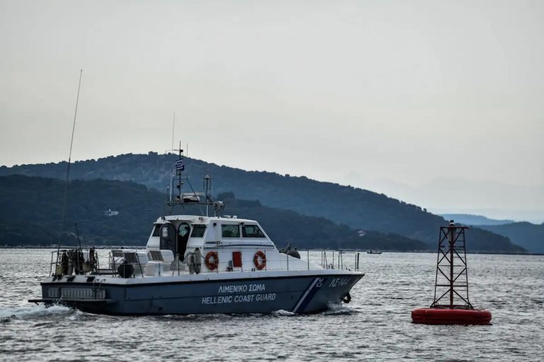 Πάτρα: Έρευνες για δύο άτομα που έκαναν SUP στην περιοχή του Ψαθόπυργου